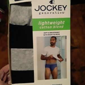 NWT Jockey Men's Small 28"-30" 4 Pack Cotton Blend Briefs